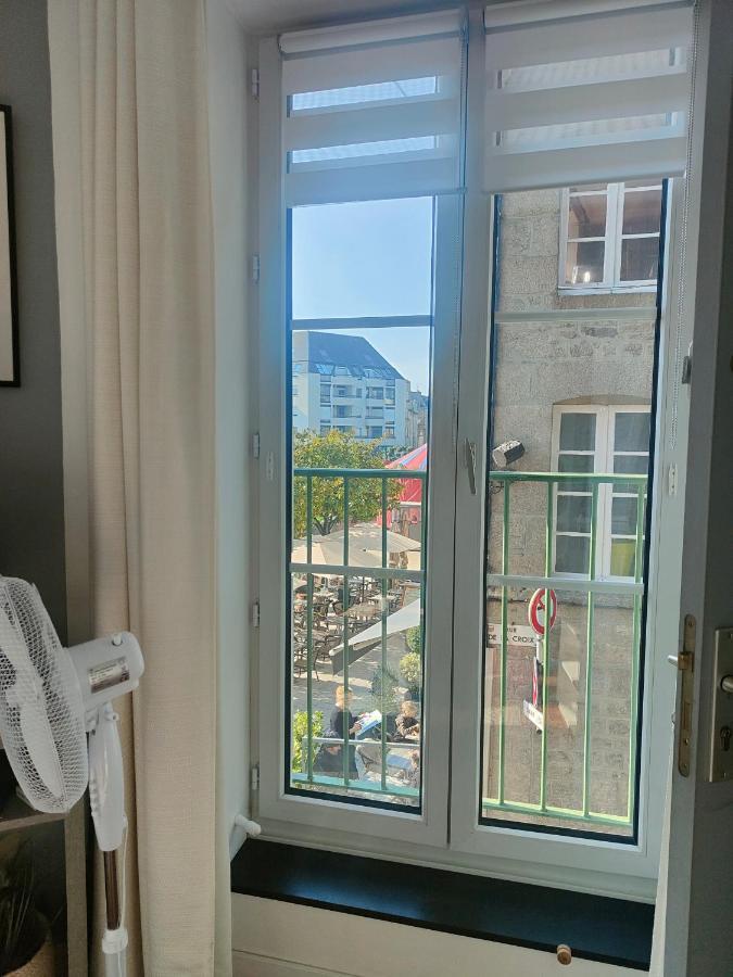 Studio Balcon De La Place Dinan Extérieur photo